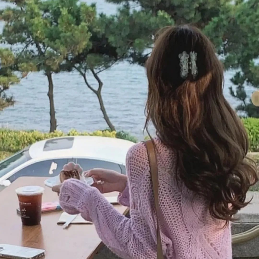 莫茜